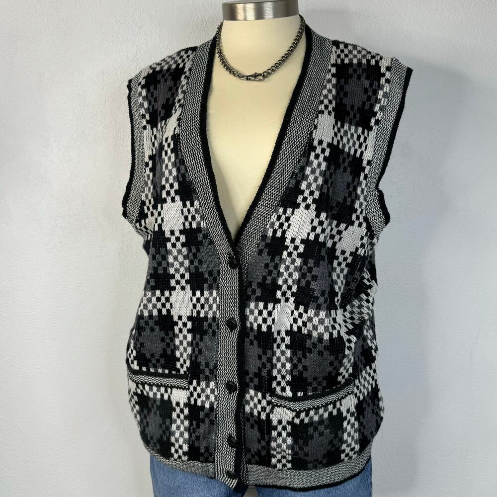 Vintage 80s 90s Plaid Gray Black White Sweater Vest  Size XL